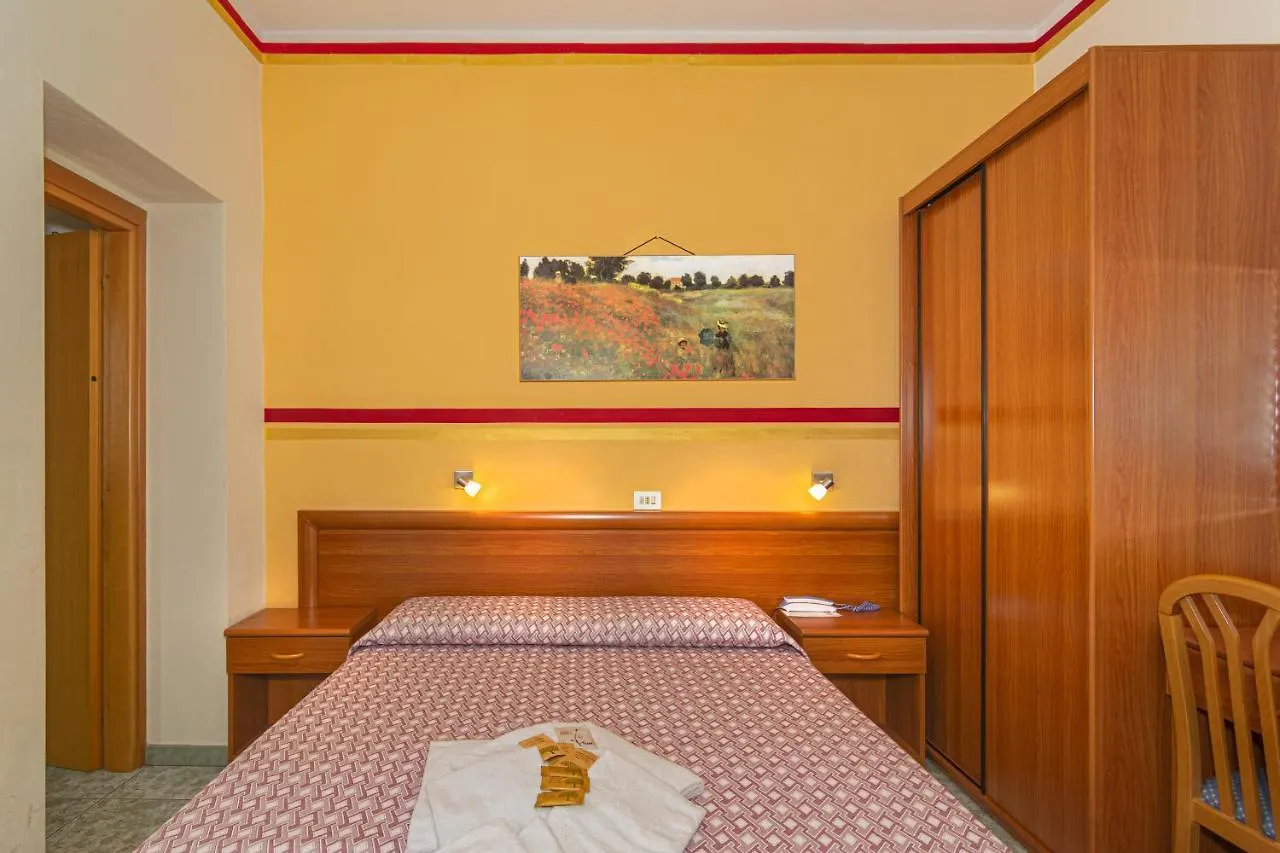 Hotel Dolly Viareggio 3*,  Italia