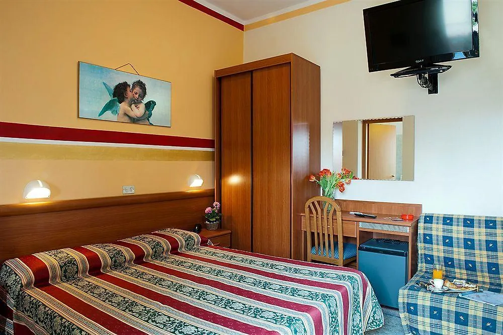 Hotel Dolly Viareggio
