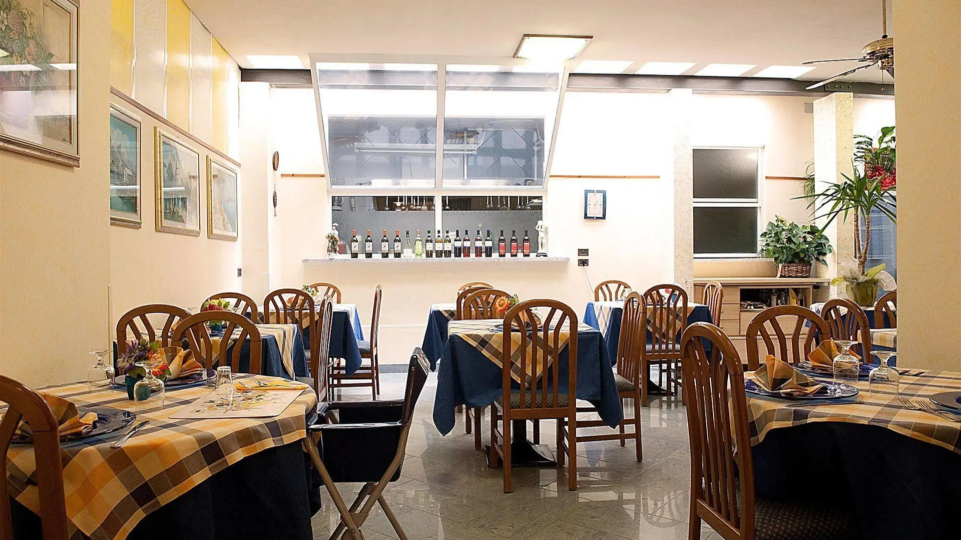 Hotel Dolly Viareggio