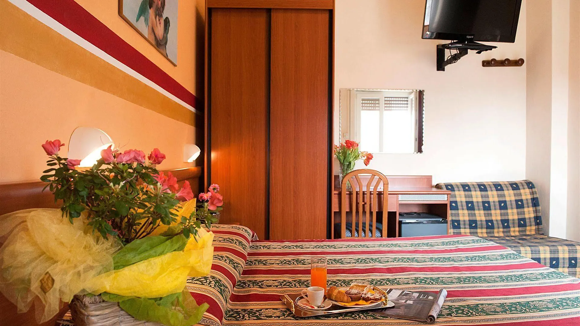Hotel Dolly Viareggio 3*,