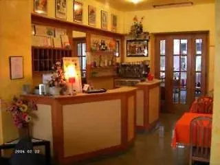 Hotel Dolly Viareggio 3*,